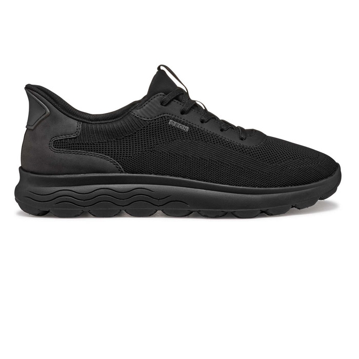 Ανδρικά παπούτσια sneakers Geox spherica plus σε μαύρο χρώμα, με ελαστικά κορδόνια