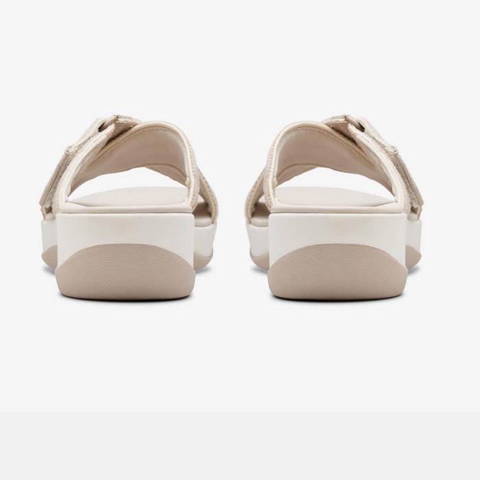 Καλοκαιρινά πέδιλα γυναικεία παπούτσια Clarks σε μπεζ χρώμα