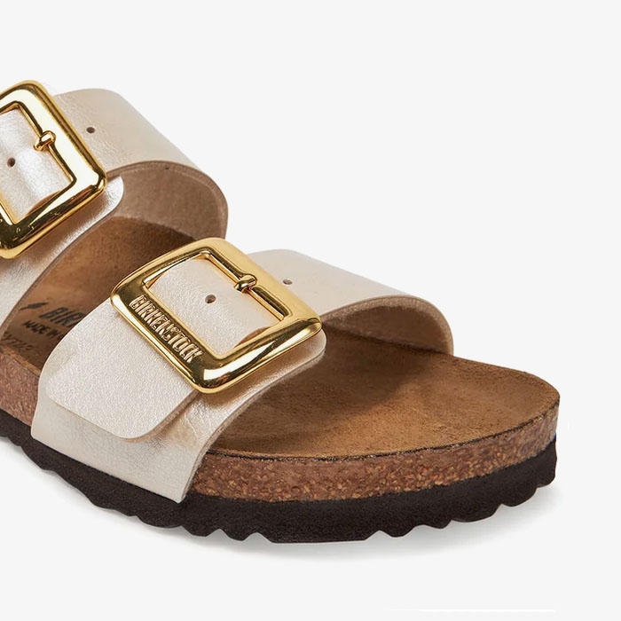 Σανδάλια Birkenstock Sydney με μεγάλες αγκράφες και χρώμα πέρλας
