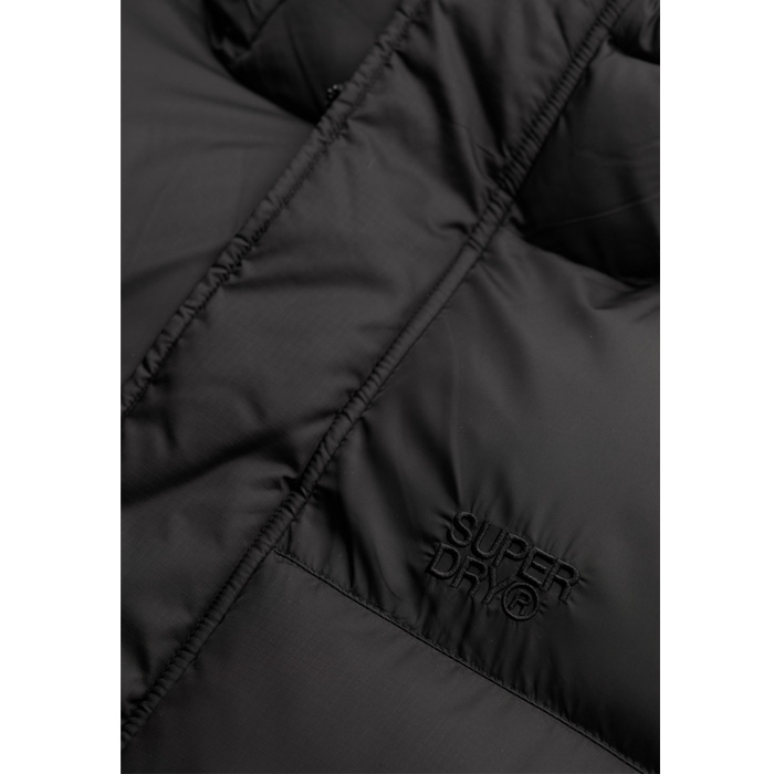 Ανδρικό μπουφάν Superdry με κουκούλα σε μαύρο M5012250A-02A