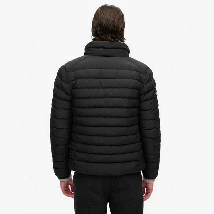 Ανδρικά μπουφάν Superdry fuji print padded σε μαύρο M5011757-02A