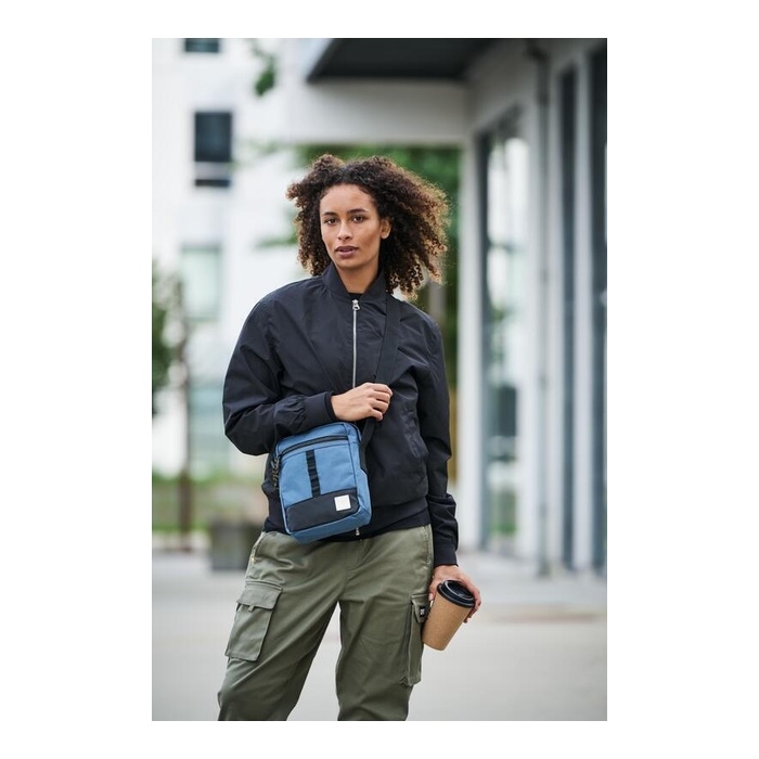 CAT unisex μικρό τσαντάκι ώμου Finche 84893-557 σε μπλε χρώμα