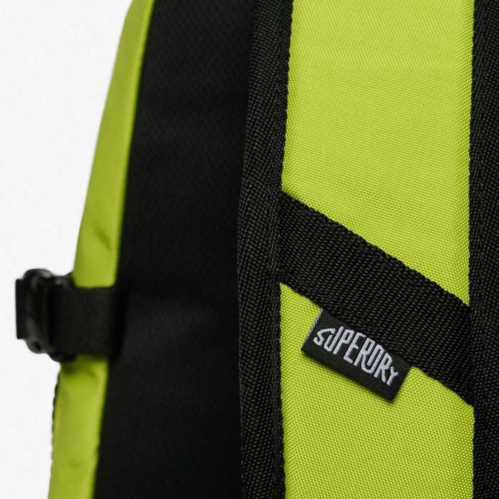 Superdry lime σακίδιο backpack με 28 λίτρα χωρητικότητα w9110420a-K6U