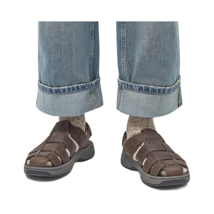 Ανδρικά δερμάτινα κλειστά πέδιλα Clarks Saltway Cove Dark Brown 26176900