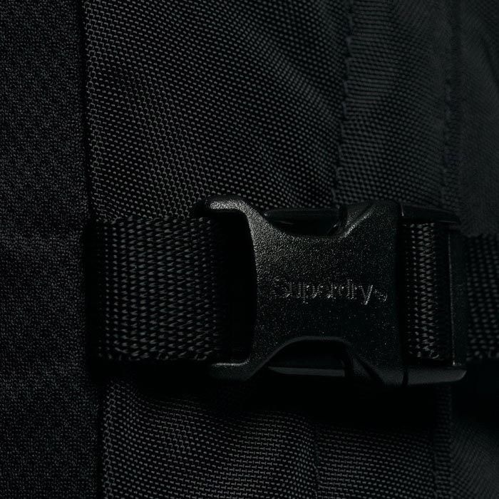 Μαύρο unisex σακίδιο πλάτης Superdry w9110433a-02a