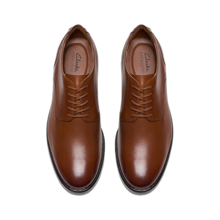Ανδρικά παπούτσια καφέ Clarks Badbury Derby Tan 26183870